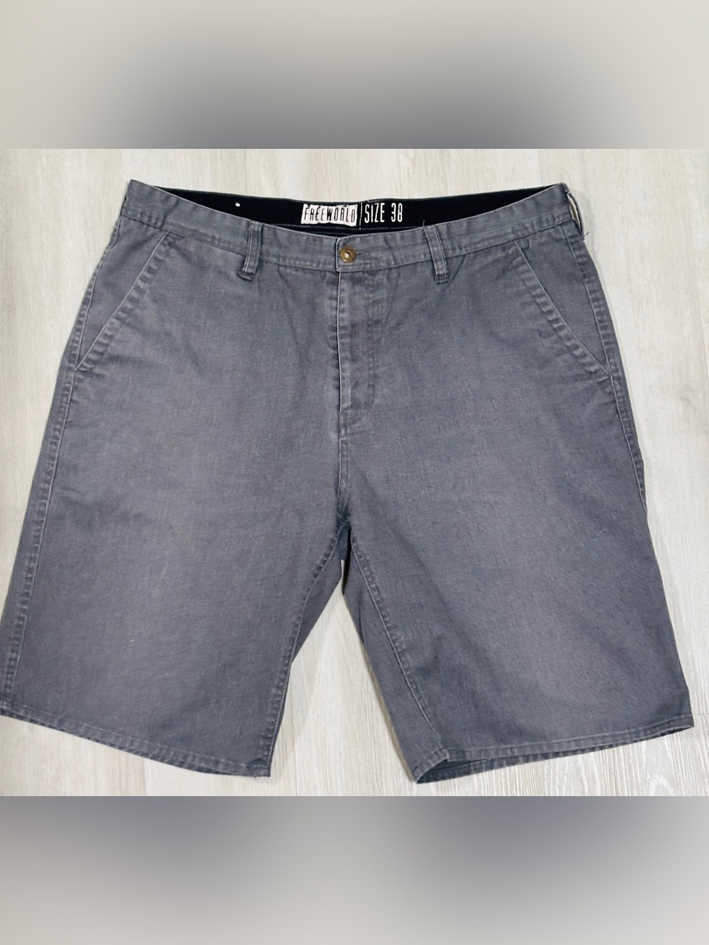 FREE WORLD  Gray Mens Shorts Size 38
